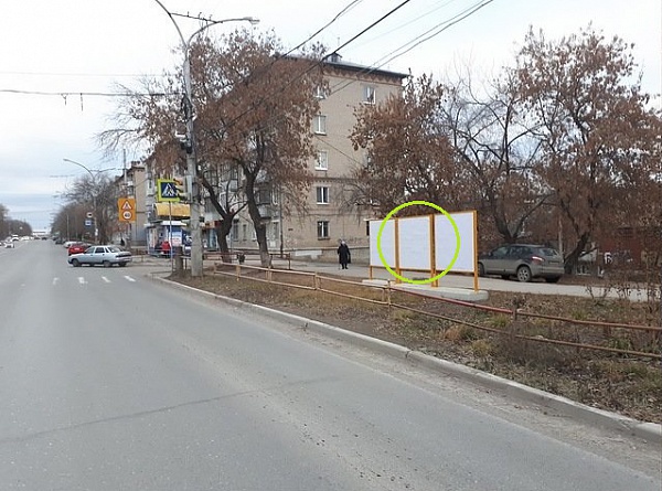 Реклама на Наружных конструкциях Пересечение улиц Алюминиевая и Калинина (средний) четная